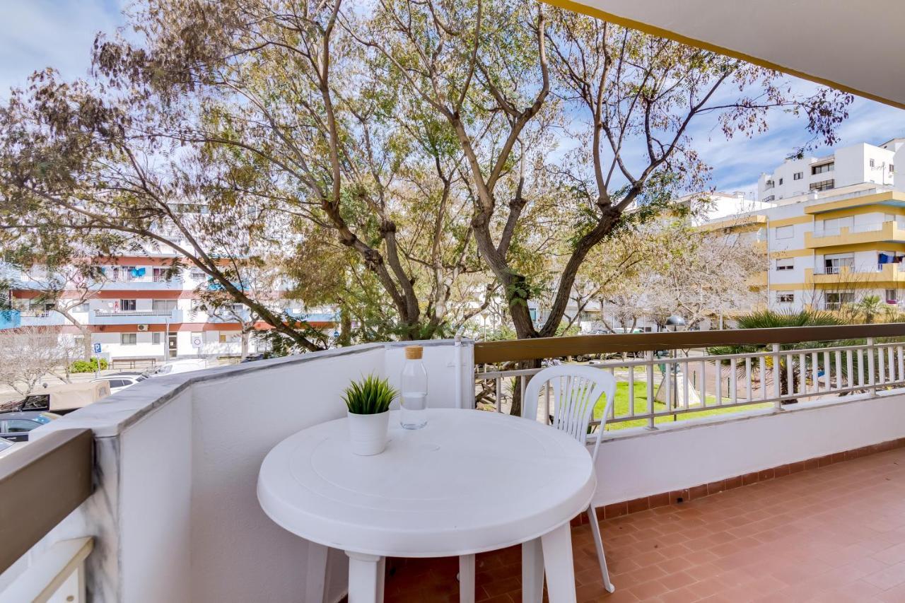 Quarteira 2Br - Near The Beach At Homesbyfc Εξωτερικό φωτογραφία